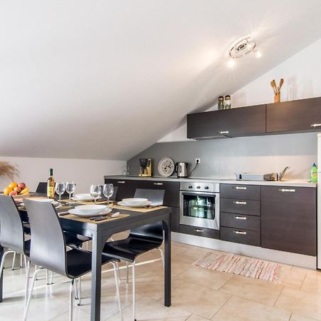 Apartments Domuzin Biograd Na Moru Eksteriør billede